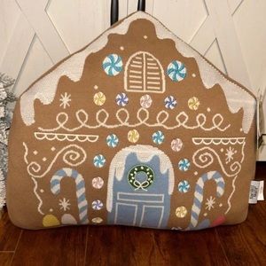 Gingerbread House Christmas Throw Cotton Decorative Pillow Peppermint Candy New
